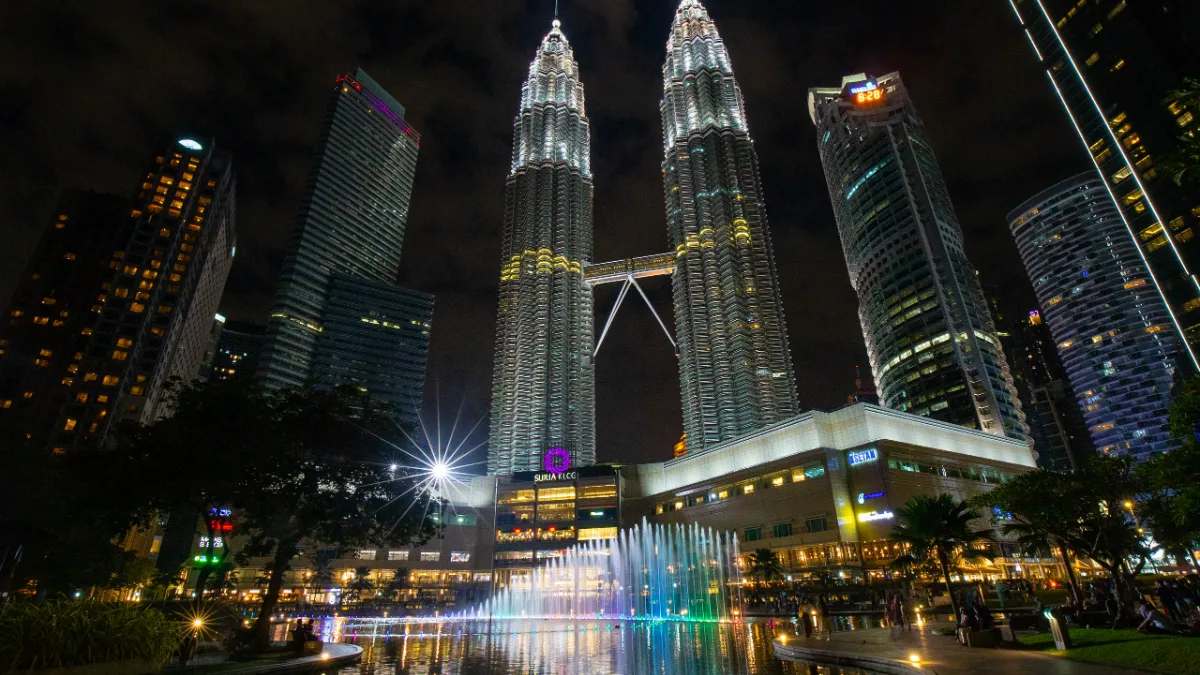 Tours Petronas Kuala Lumpur la nuit, illuminations