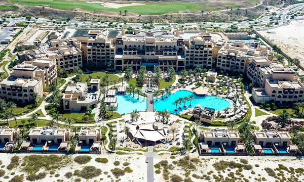 Saadiyat Rotana Resort & Villas