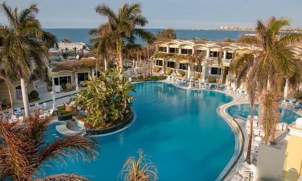 Paradise Inn Beach Resort