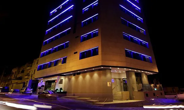 Lamaraz Arts Hotel