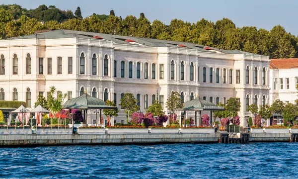 Four Seasons Hotel Istanbul at the Bosphorus