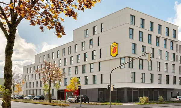 Super 8 by Wyndham, Augsbourg