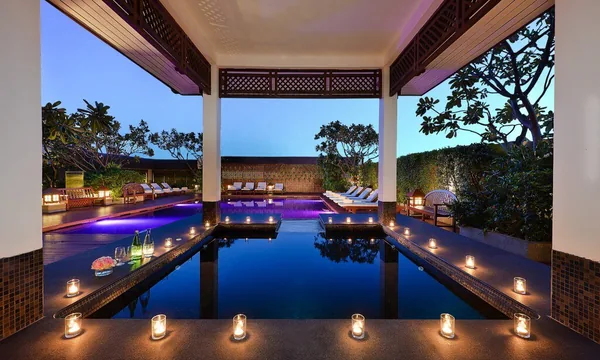 Piscine sur le toit du Centre Point Hotel Pratunam, Soi Petchburi 15, Bangkok
