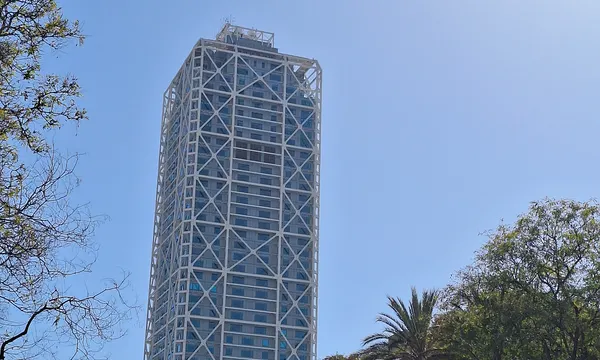 Hotel Arts Barcelona Ritz-Carlton, palace bord de mer Frank Gehry
