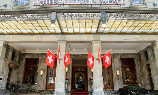 Hotel Bellevue Palace Bern, mitoyen du Palais fédéral