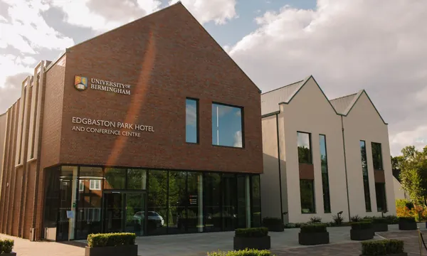 Edgbaston Park Hotel, dans la verdure du campus