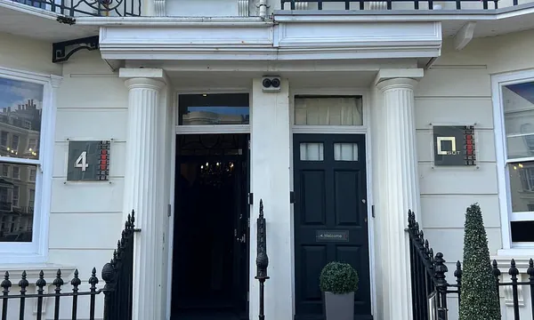 Square Townhouse, Brighton