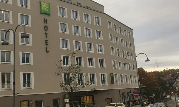 ibis Styles Cannes Croisette, hôtel 3 étoiles plage