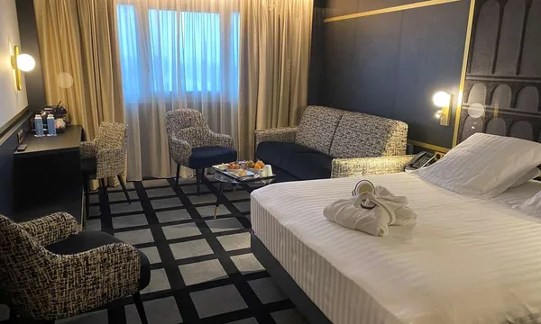 Mercure Cannes Croisette Beach, hôtel 4 étoiles face Palais