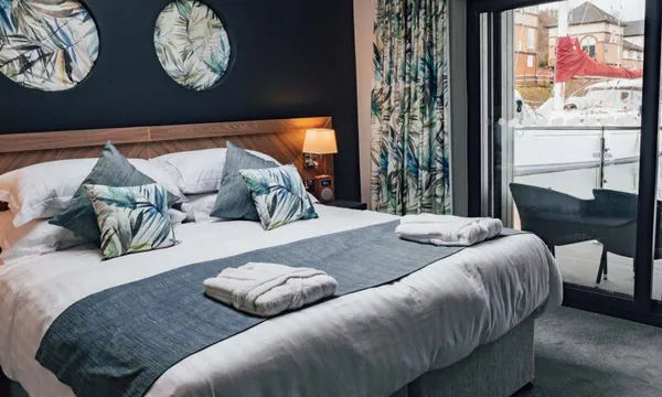 Rooms at Penarth Marina