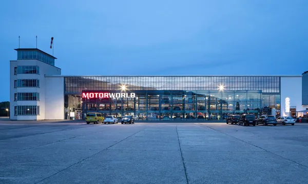 V8 Hotel Motorworld, Cologne