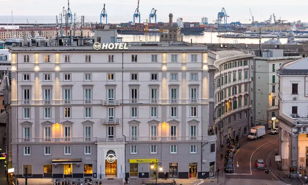 B&B Hotel Genova City Center