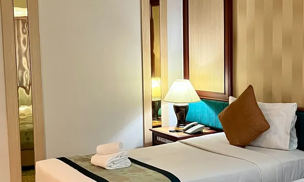 Novotel Hat Yai hôtel 4 étoiles Accor business piscine sur le toit