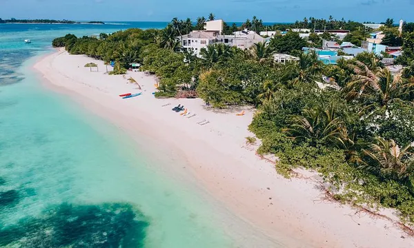 Molar Wave Himmafushi guesthouse
