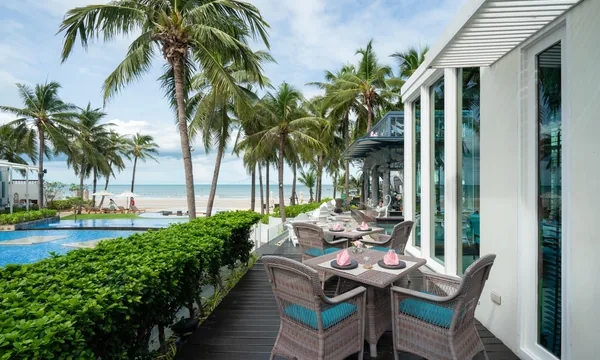InterContinental Hua Hin Resort villas piscine bord plage famille