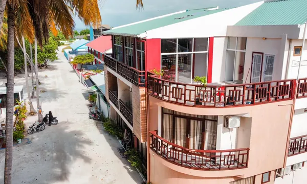 Silver Oasis Huraa guesthouse