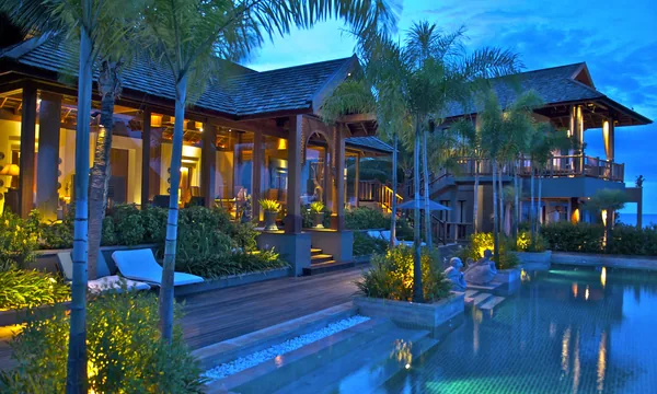 Four Seasons Resort Koh Samui Laem Yai Bay villas privées piscine falaise