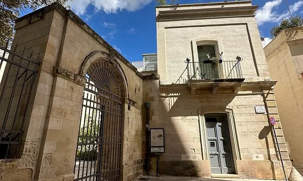 Palazzo Sant'Anna, Lecce