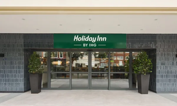 Entrée du Holiday Inn London Bloomsbury, Coram Street