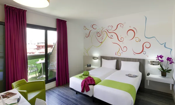 Chambre avec balcon de l'ibis Styles Madrid Prado, calle del Prado