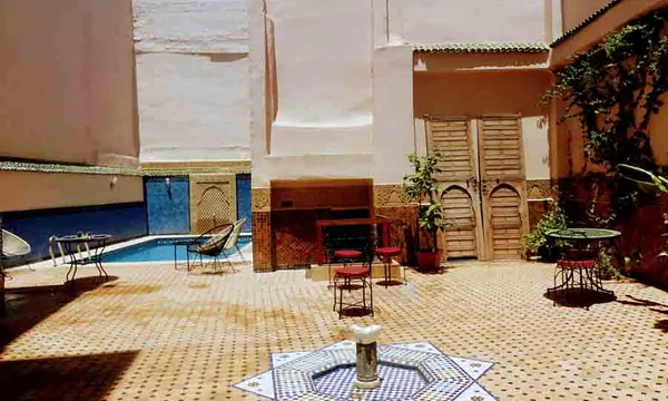 Riad Zahraa Al Ismailia, Meknès