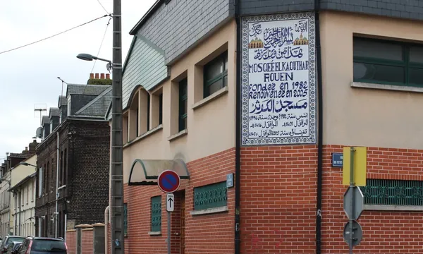Grande Mosquée de Rouen El Kaouthar, rive gauche