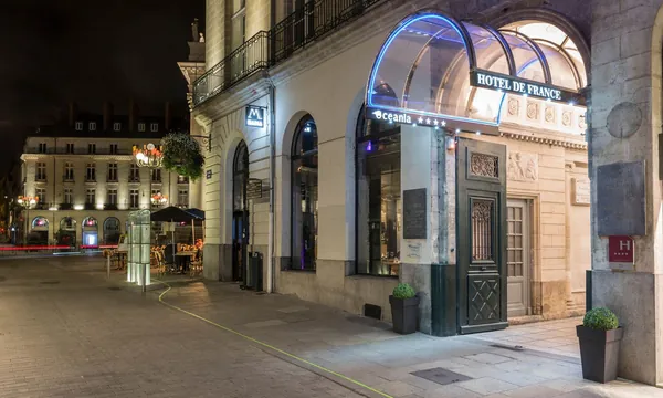 Oceania l'Hôtel de France, place Graslin, Nantes