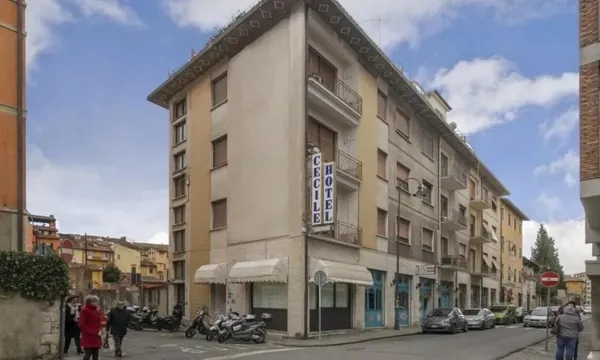 Hotel Cecile, Pise