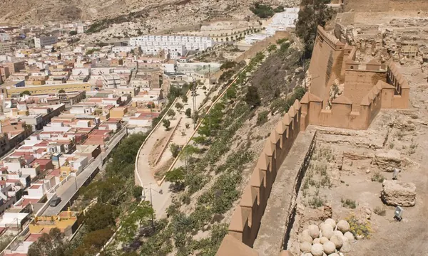 Alcazaba d'Almería et maisons de La Chanca