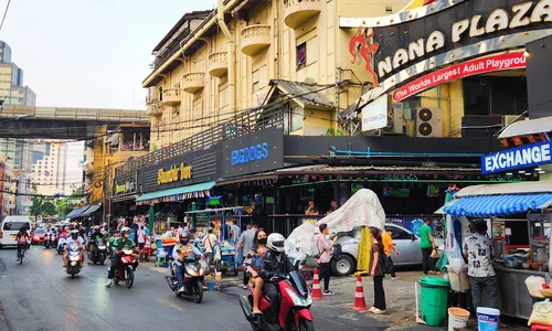 Quartier arabe de Nana Bangkok, restaurants halal Soi 3