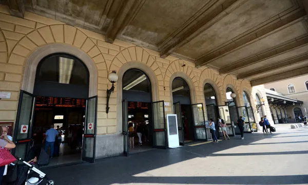 Quartier de la gare centrale de Bologne, via dell'Indipendenza
