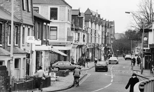 Mill Road, artère multiculturelle de Cambridge