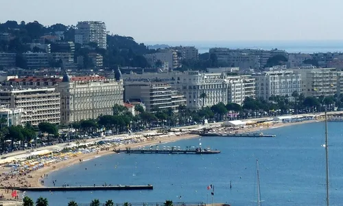 Quartier La Croisette Cannes, palaces front mer mythique