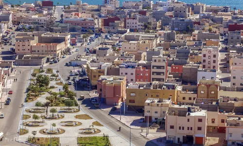 Le centre-ville et la Grande Mosquée, Dakhla