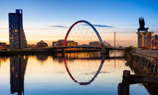 OVO Hydro et le SEC sur les quais de la Clyde