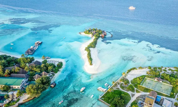 Jetee Huraa speedboat port