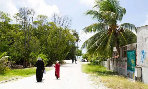 Village Huraa rues calmes