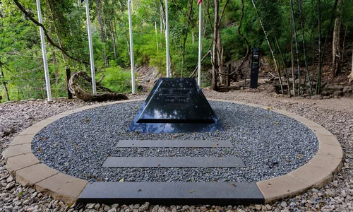 Hellfire Pass memorial tranchee chemin fer mort