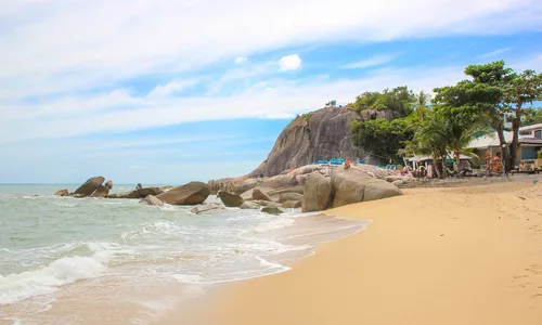 Lamai Koh Samui plage sud calme rochers Grandpa Grandma familial