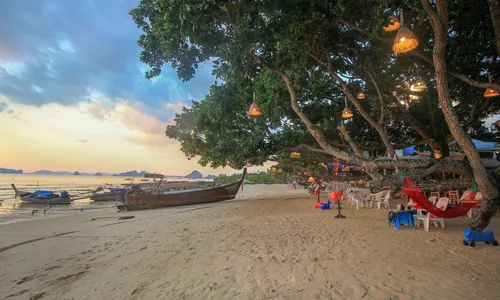 Klong Muang Krabi plage isolée resorts luxe standing