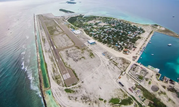 Villa Airport Maamigili avion domestique