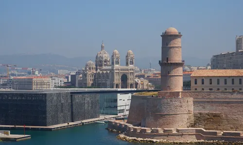 Quartier La Joliette à Marseille, MUCEM et Cathédrale