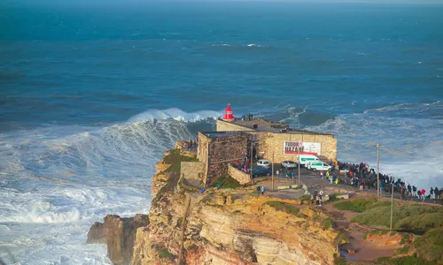 Praia do Norte, Nazaré, vagues géantes