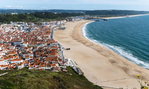 La Praia de Nazaré et son front de mer