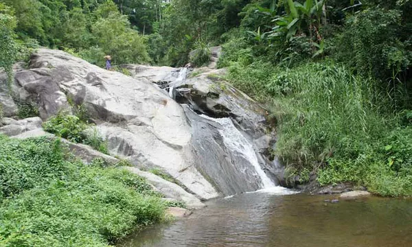 Cascade Mo Paeng, Pai
