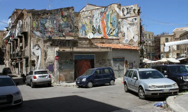 Marché de Ballarò à Palerme, ruelles médiévales de l'Albergheria
