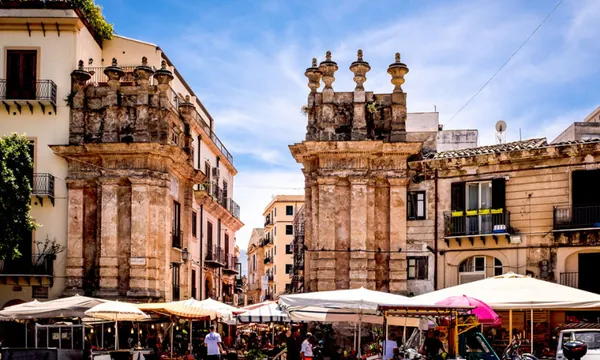 Marché du Capo à Palerme, étals et ruelles du quartier