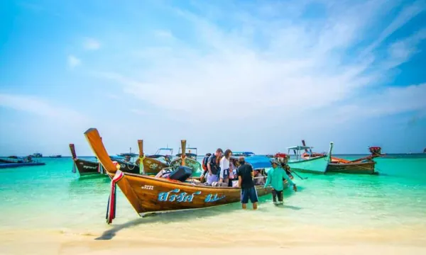 Port de Pakbara