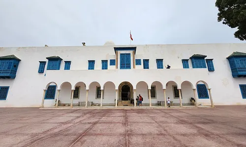 Ennejma Ezzahra et la corniche, Sidi Bou Saïd