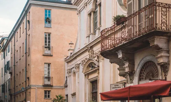 Quadrilatero Romano à Turin, piazza Castello et arcades